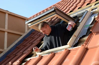 Pose de fenêtres de toit Velux à Buneville